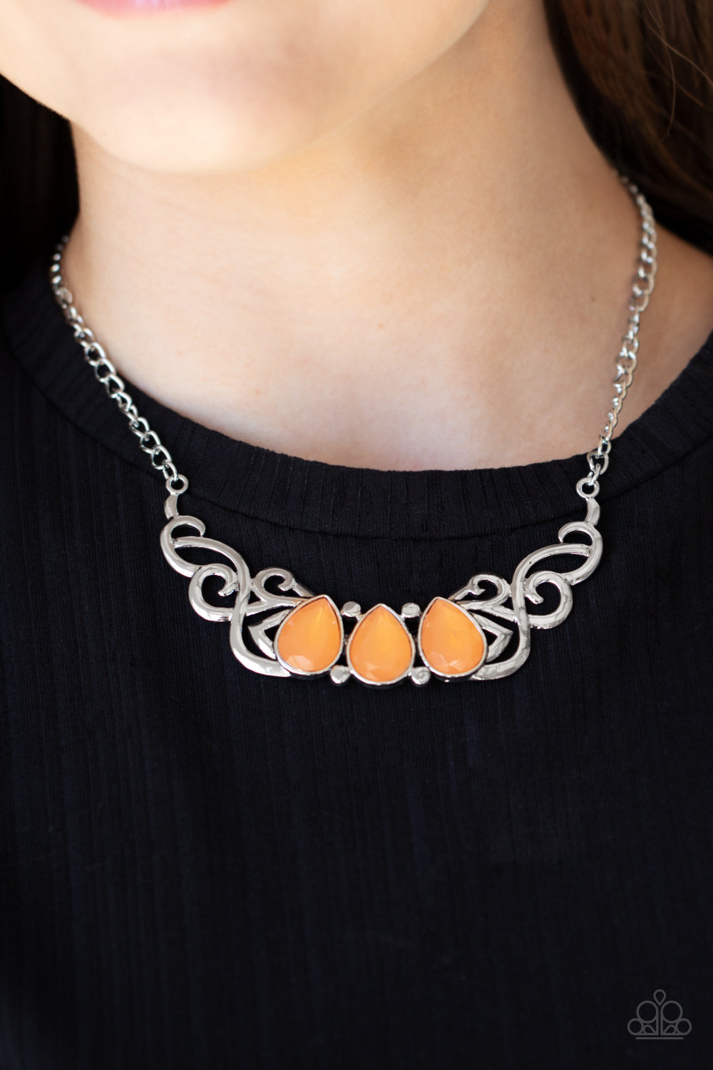 Paparazzi ♥ Heavenly Happenstance - Orange ♥  Necklace