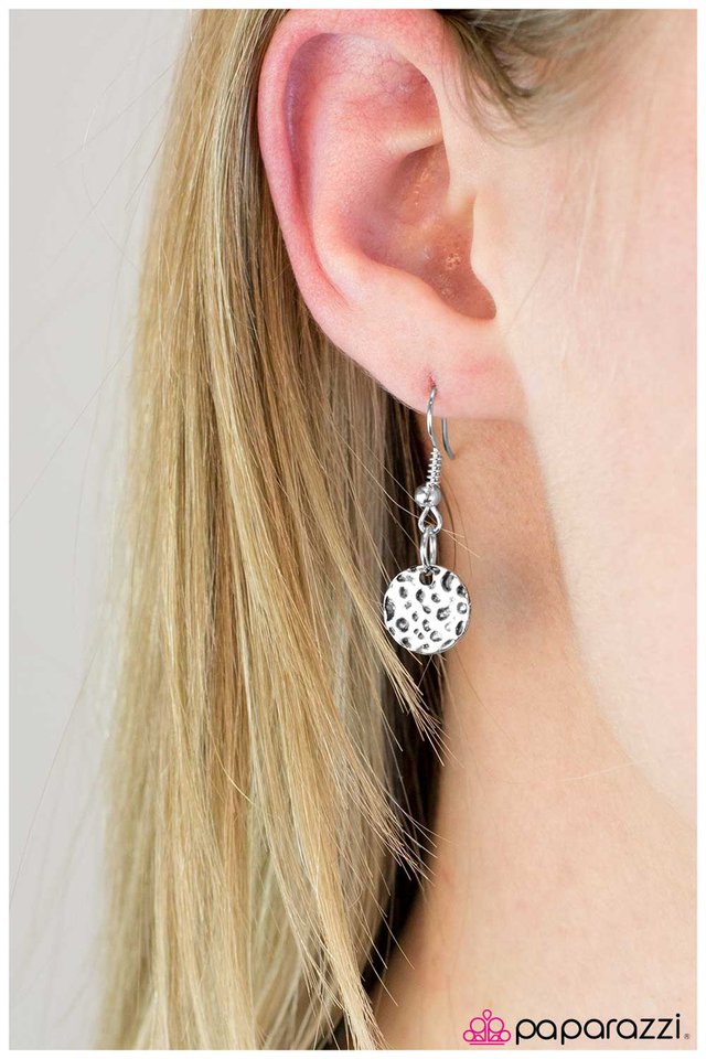 Paparazzi ♥ Roadrunner - Blue ♥ Necklace