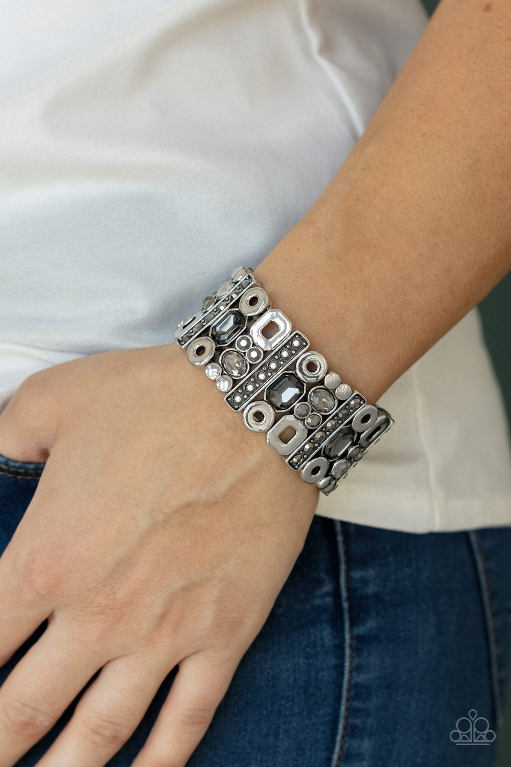 Paparazzi ♥ Dynamically Diverse - Silver ♥  Bracelet