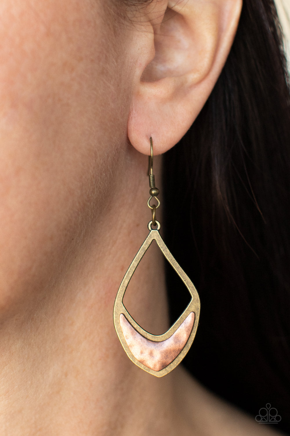 Paparazzi ♥ Artisan Treasure - Brass ♥  Earrings