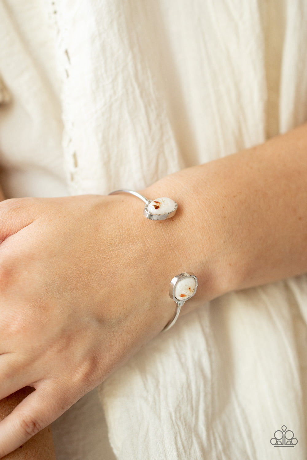 Paparazzi ♥ Dont BEAD Jealous - White ♥  Bracelet
