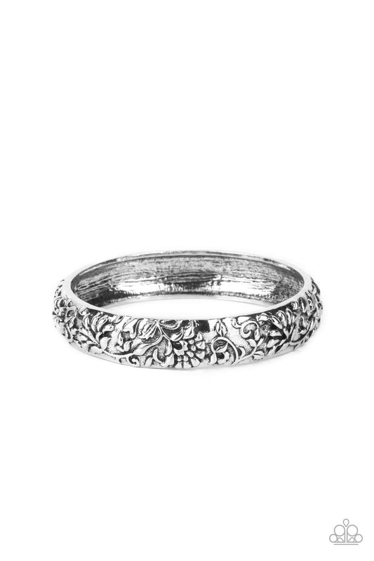 victorian-meadow-silver-p9wh-svxx-231xx