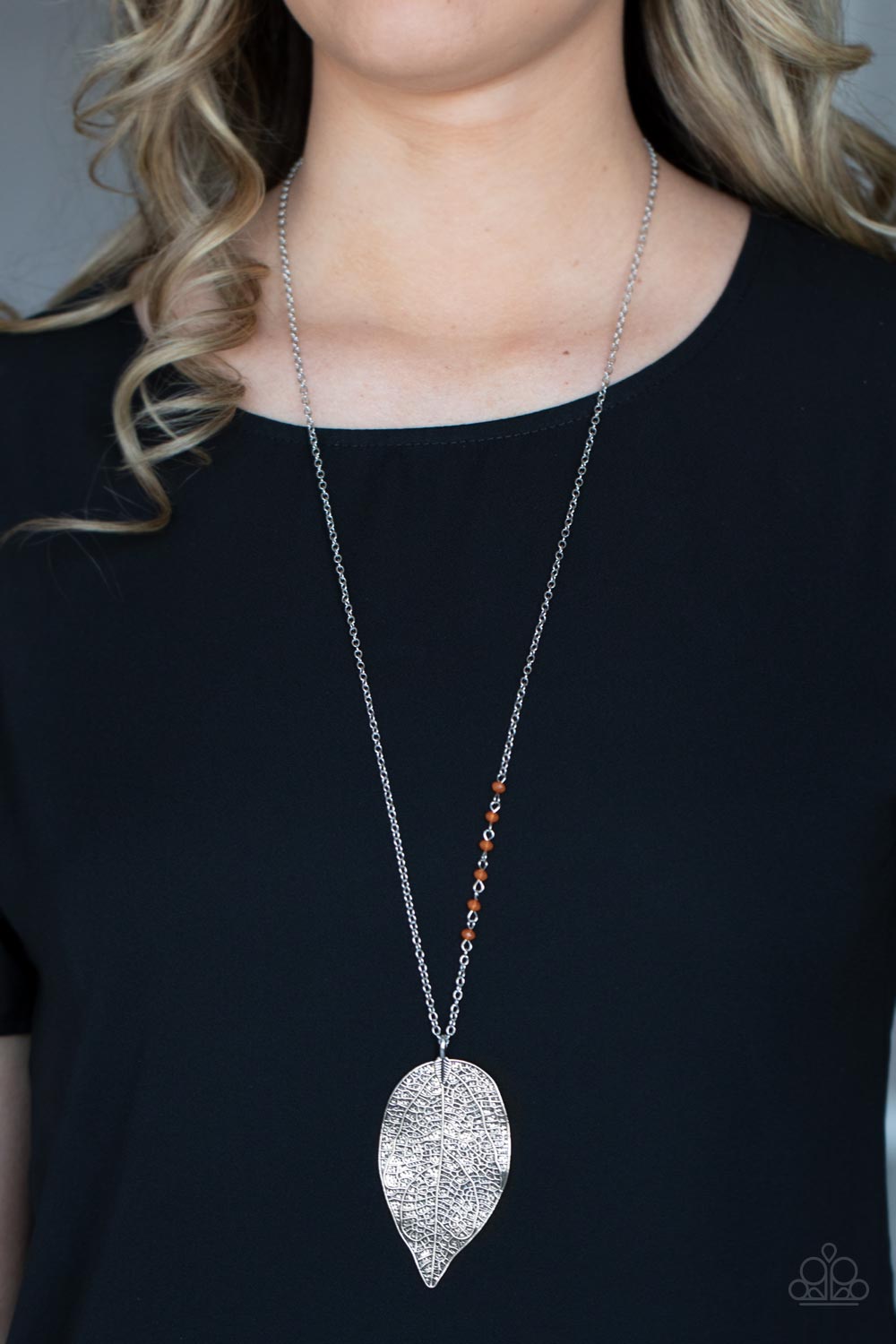 Paparazzi ♥ Frond Fantasy - Orange ♥  Necklace