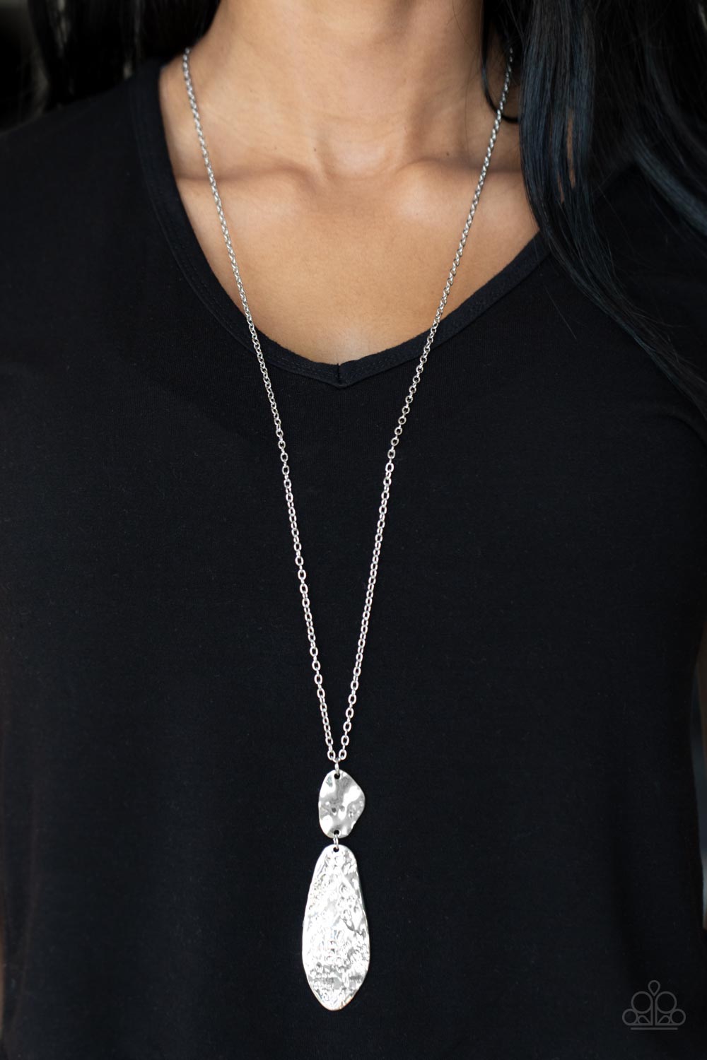 Paparazzi ♥ Artisan Abode - Silver ♥  Necklace