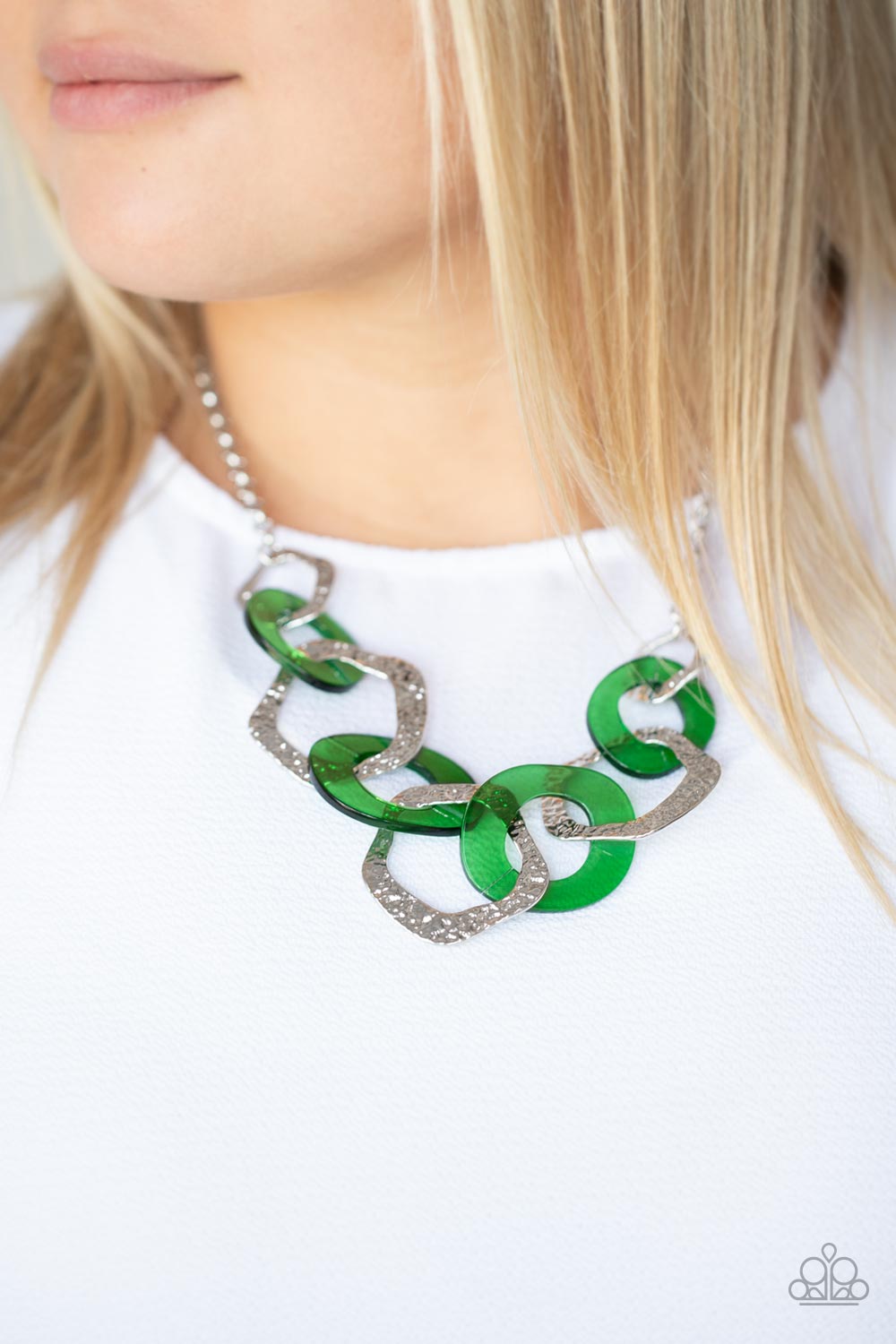 Paparazzi ♥ Urban Circus - Green ♥  Necklace