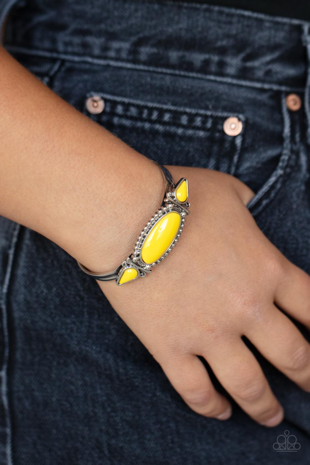 Paparazzi ♥ Tribal Trinket - Yellow ♥  Bracelet