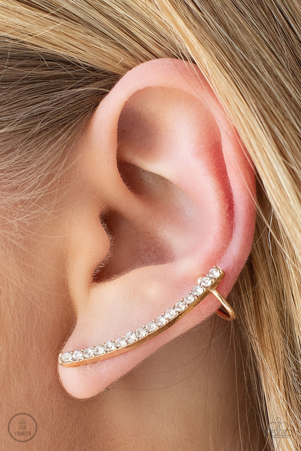Paparazzi ♥ Give Me The SWOOP - Gold ♥  Post Earrings