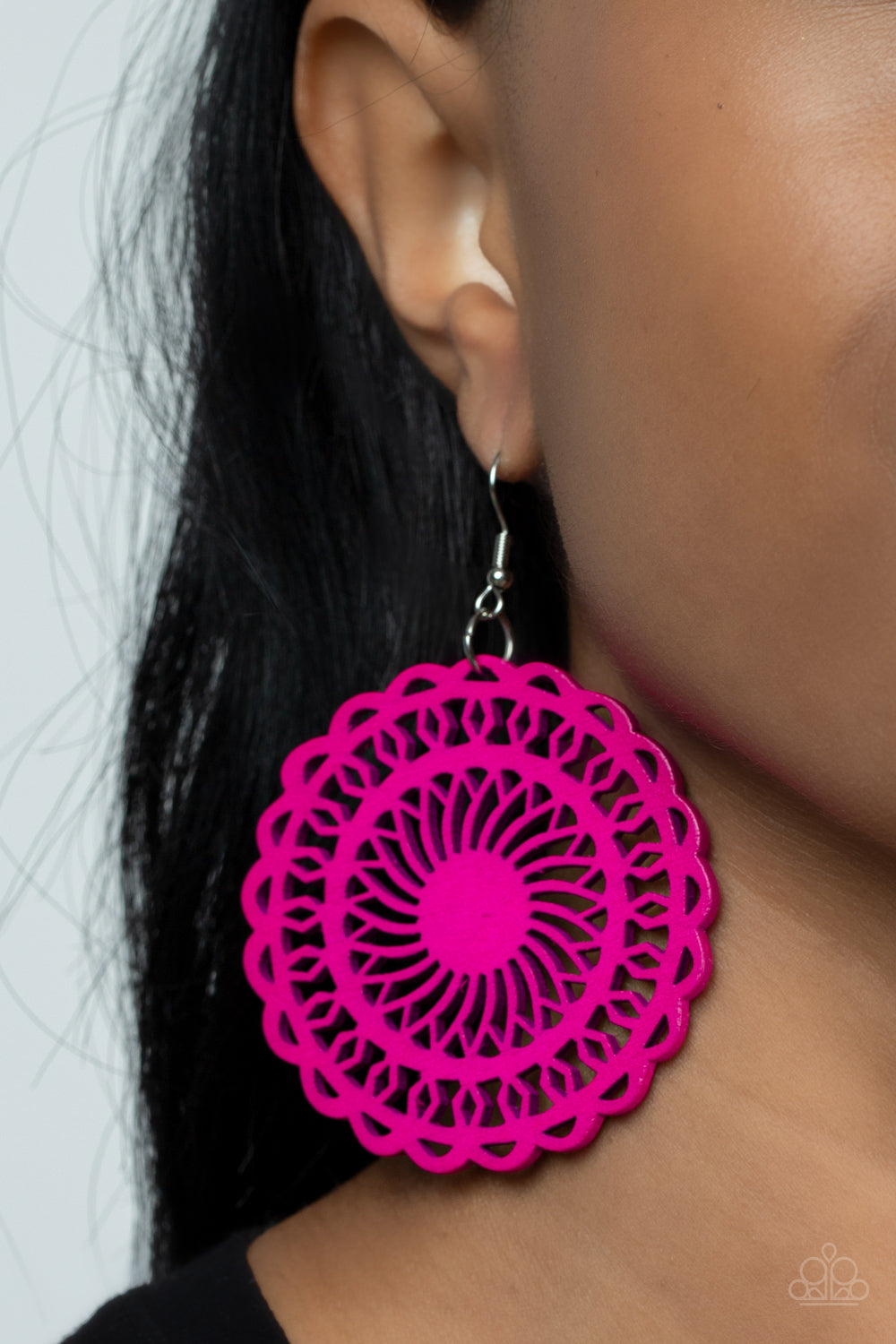 Paparazzi ♥ Island Sun - Pink ♥  Earrings