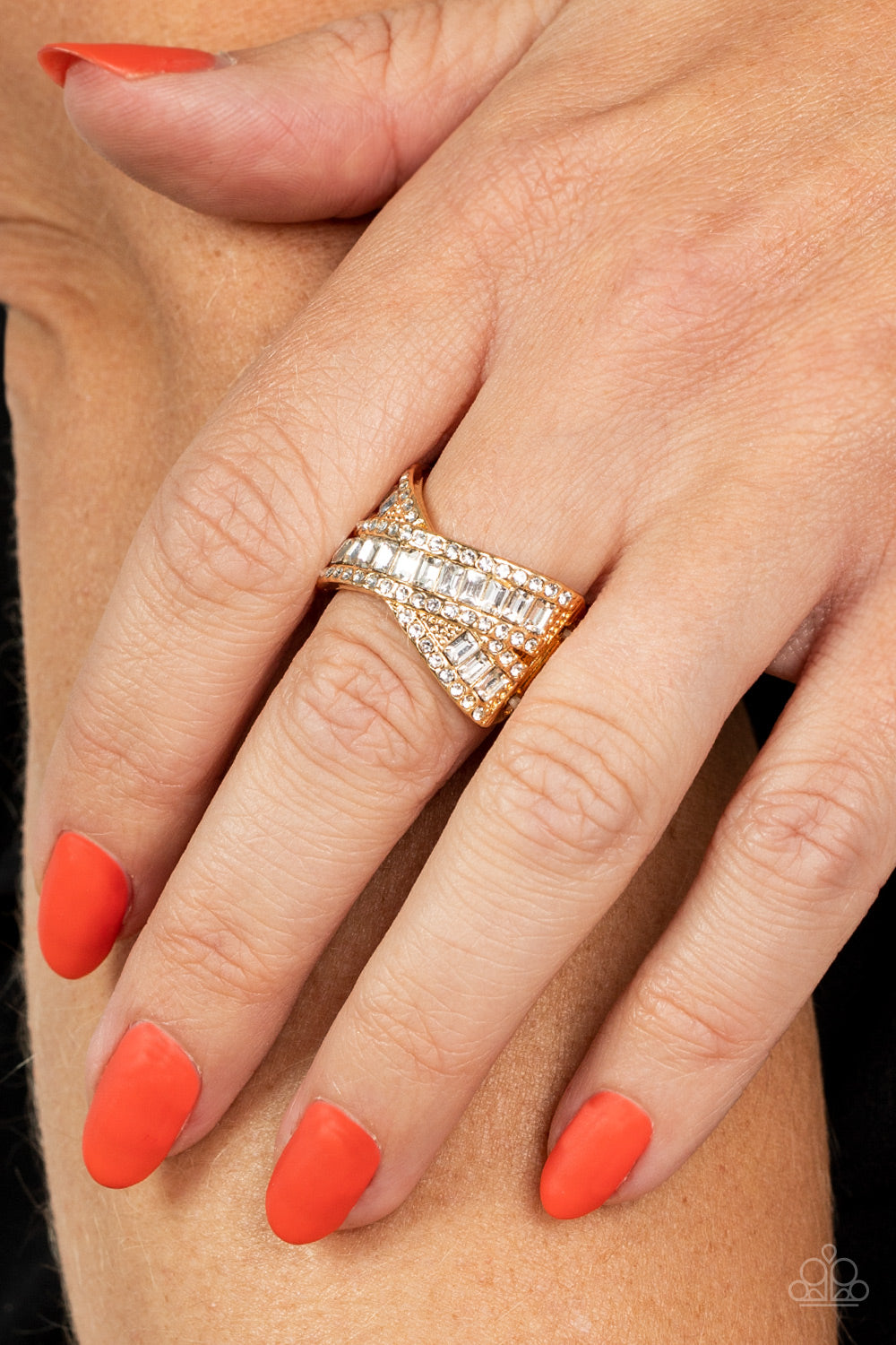 Paparazzi ♥ Status Update - Gold ♥  Ring