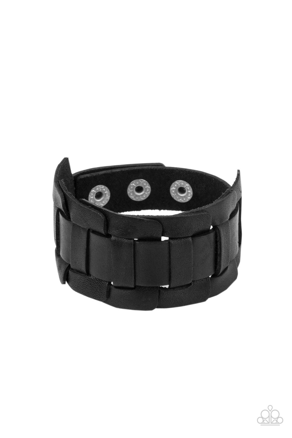 plainly-plaited-black-p9mn-urbk-038xx