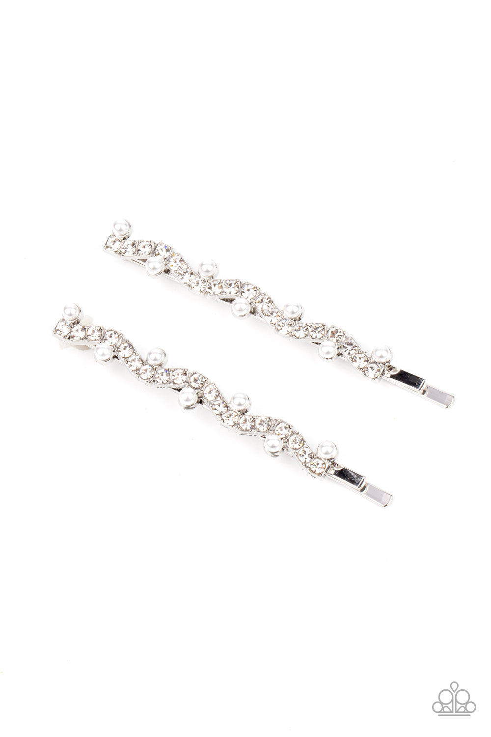 Paparazzi ♥ Ballroom Banquet - White ♥  Hair Clip