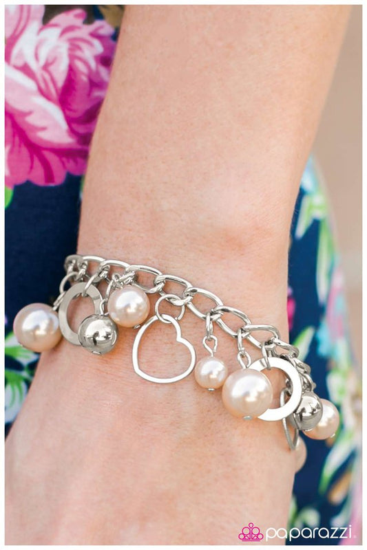 listen-to-your-heart-brown-p9wh-bnxx-021tb