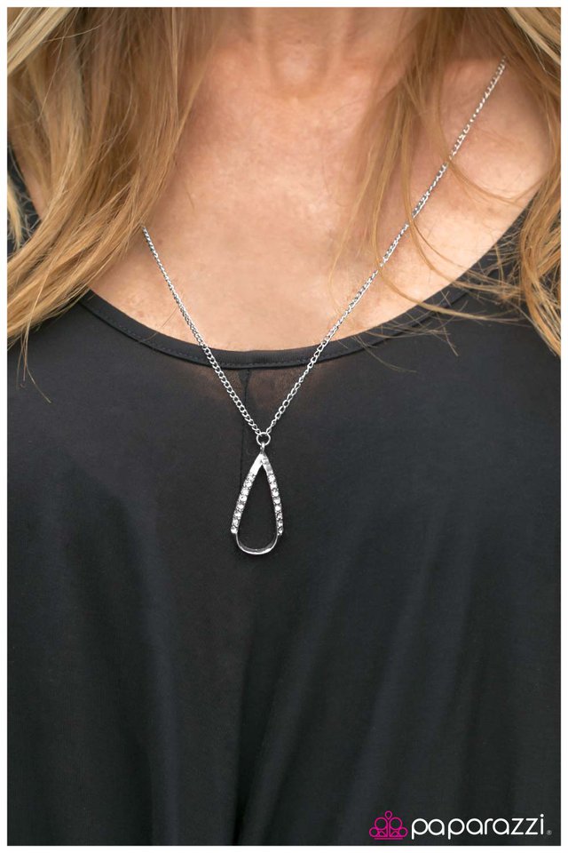 dont-rain-on-my-parade-p2re-wtxx-038tg