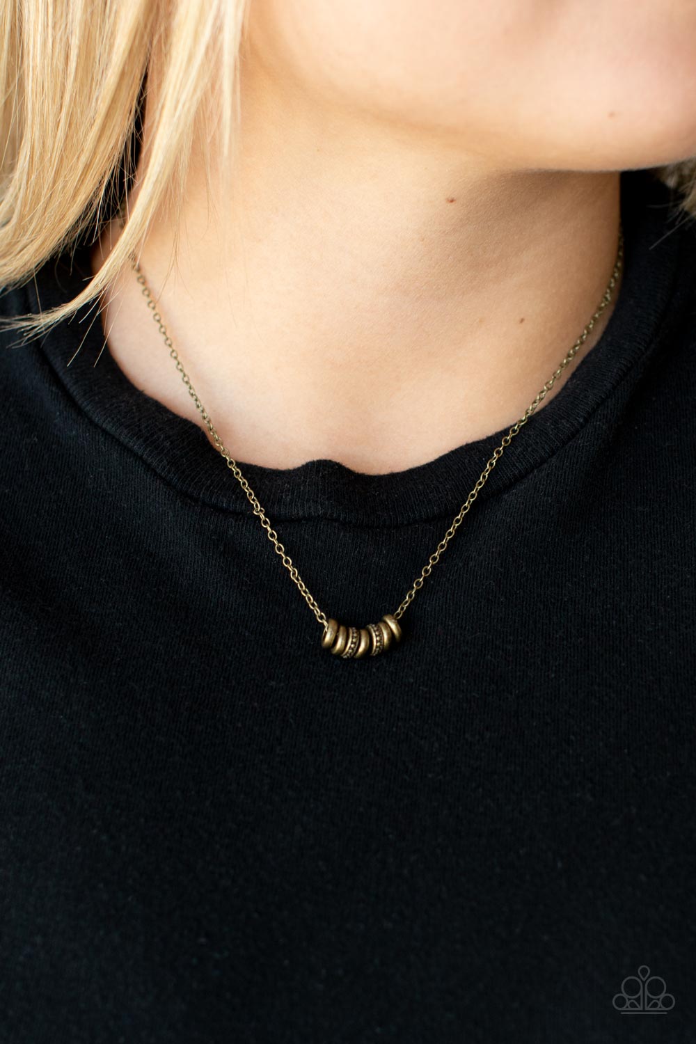 Paparazzi ♥ Dainty Dalliance - Brass ♥  Necklace