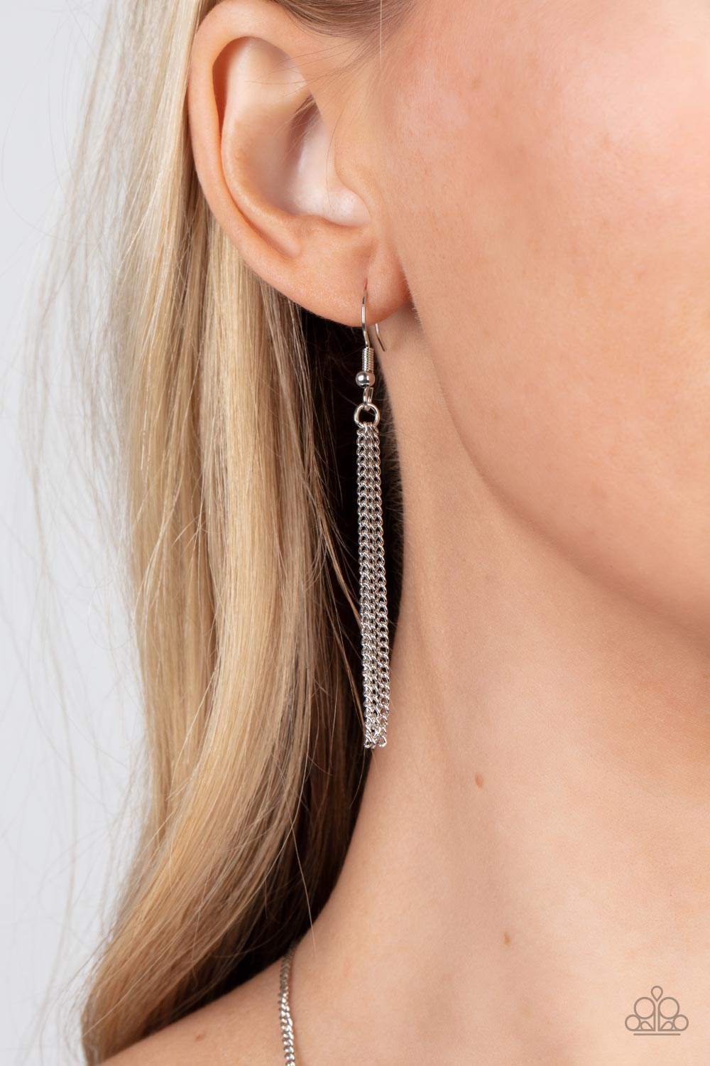 Paparazzi ♥ Uptown Totem - Black ♥  Necklace