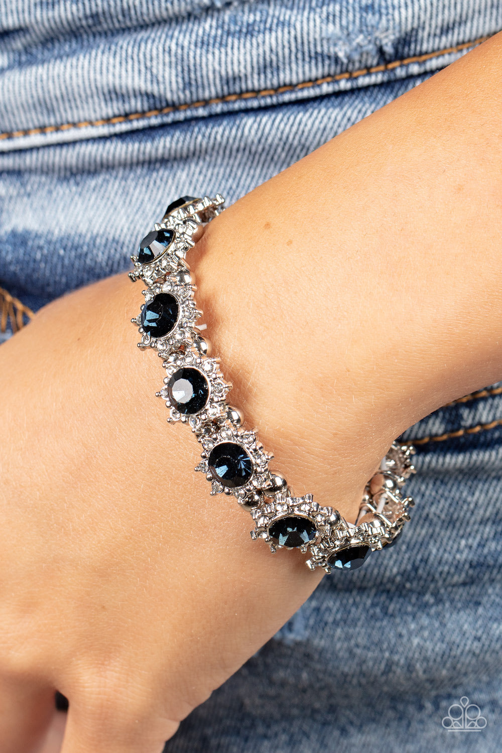 Paparazzi ♥ Prismatic Palace - Blue ♥  Bracelet