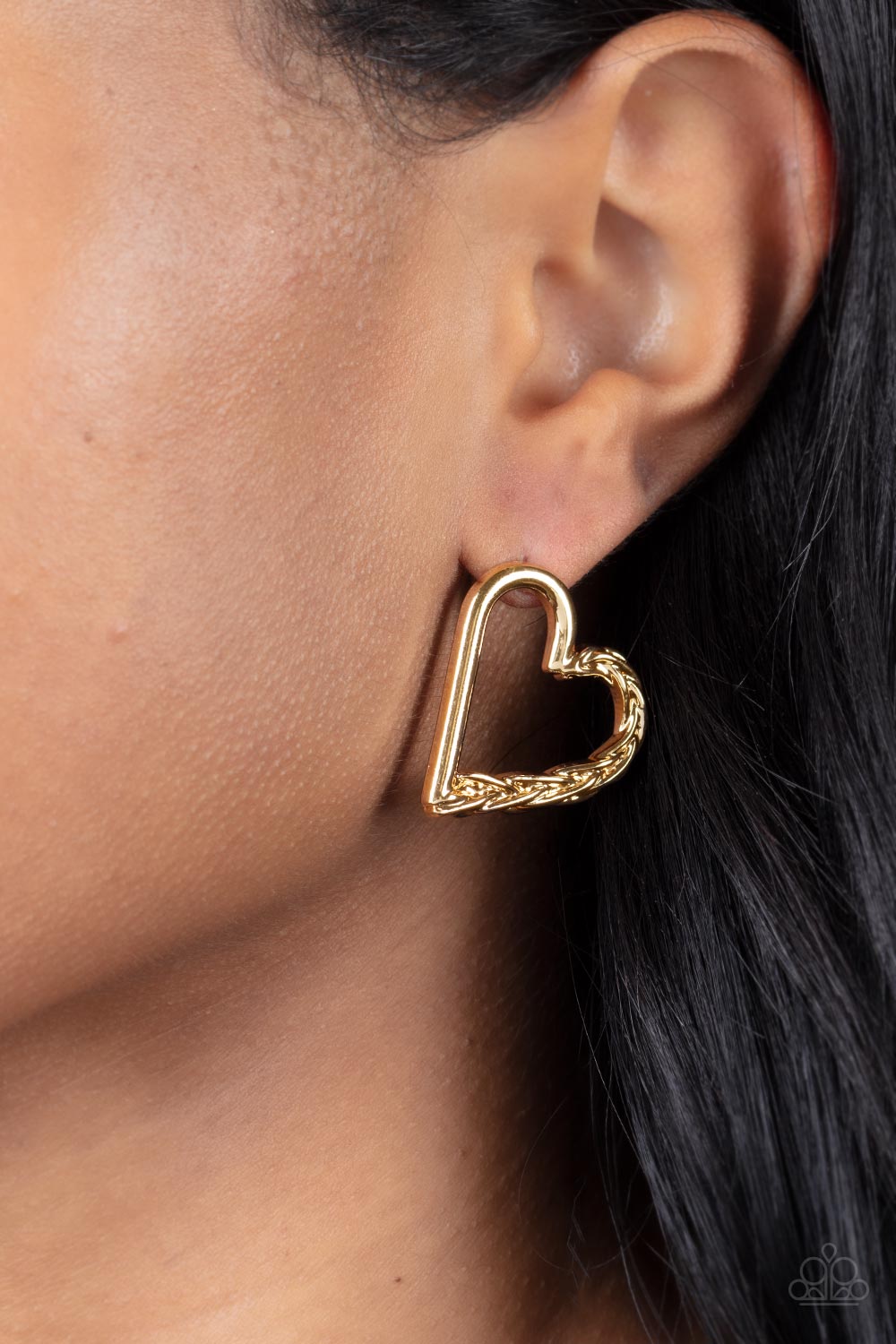 Paparazzi ♥ Cupid, Who? - Gold ♥  Post Earrings