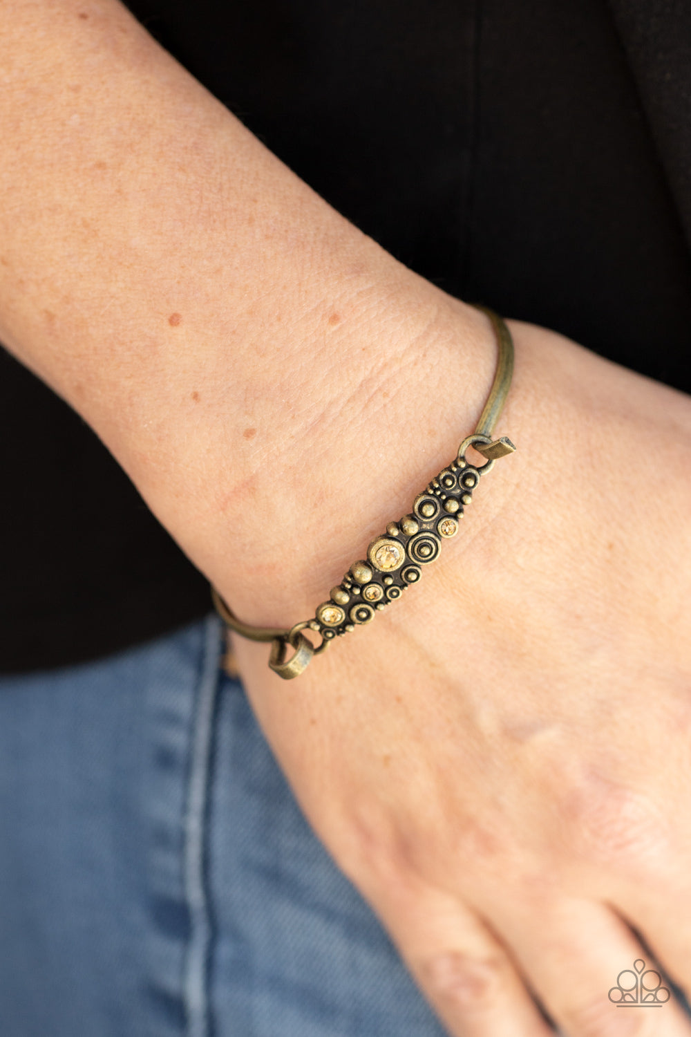 Paparazzi ♥ Bubbling Whimsy - Brass ♥  Bracelet