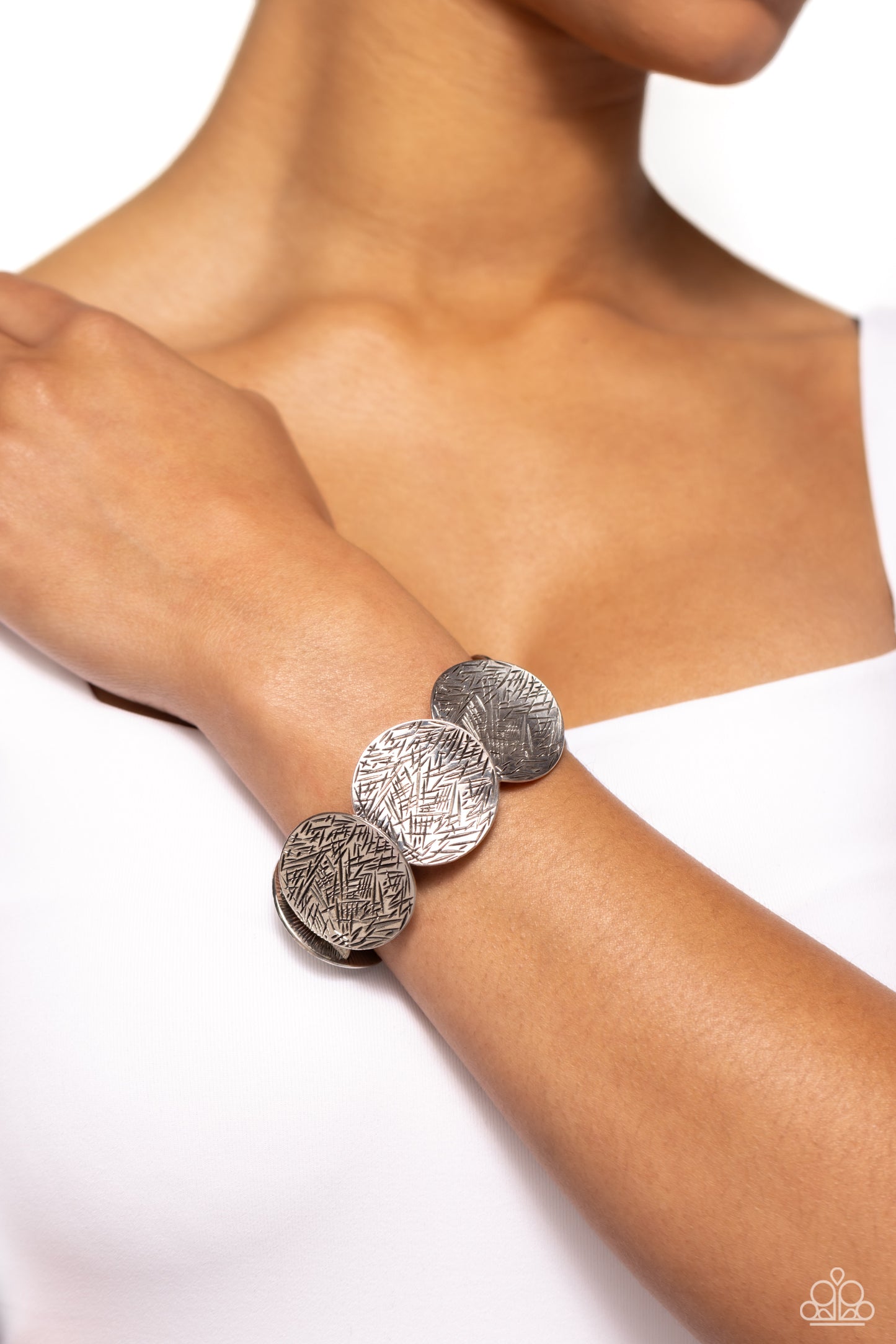 extra-etched-silver-p9se-svxx-143xx