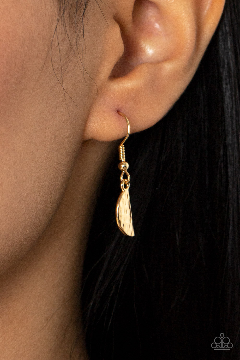 Paparazzi ♥ Lunar Jungle - Gold ♥  Necklace