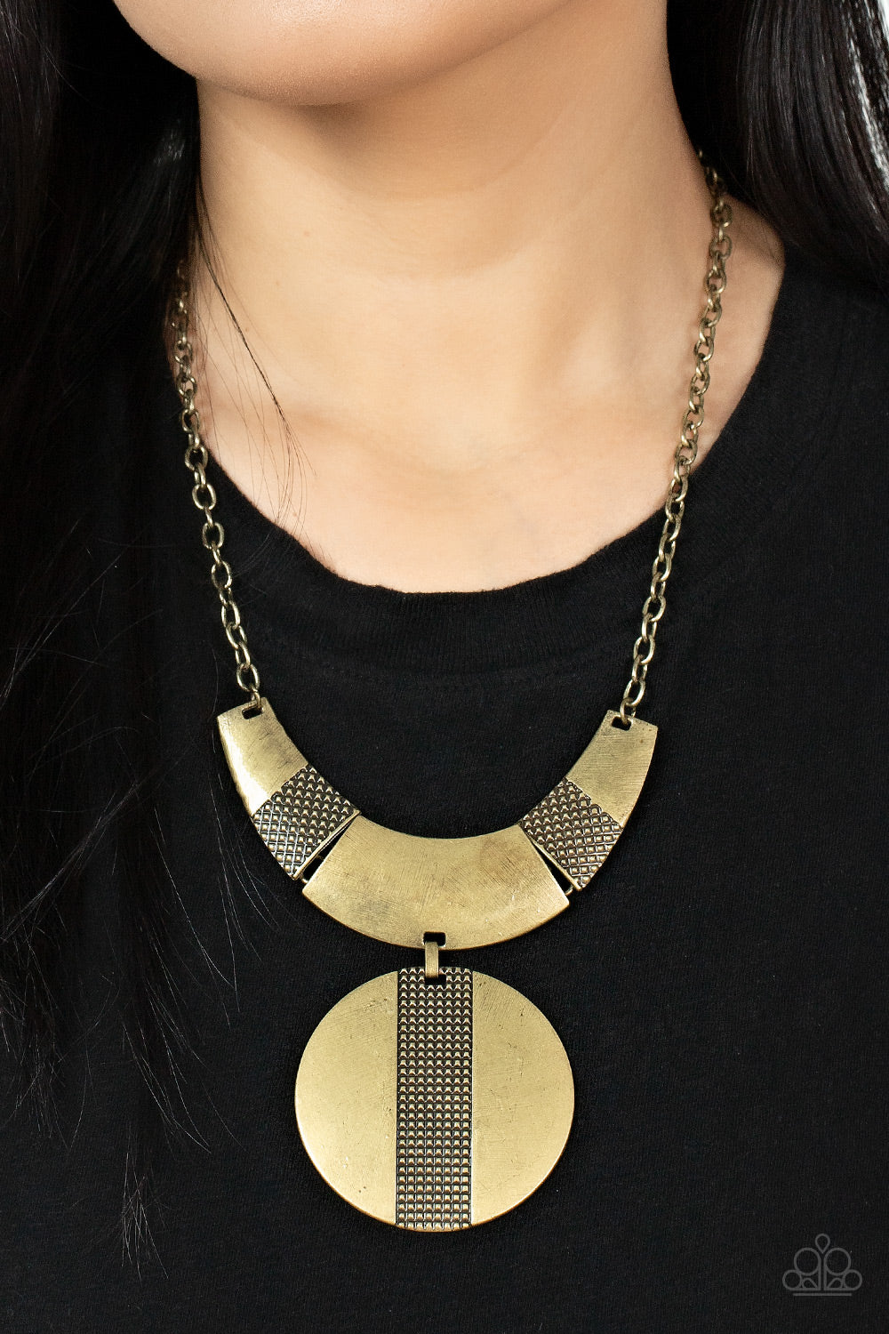 Paparazzi ♥ Metallic Enchantress - Brass ♥  Necklace