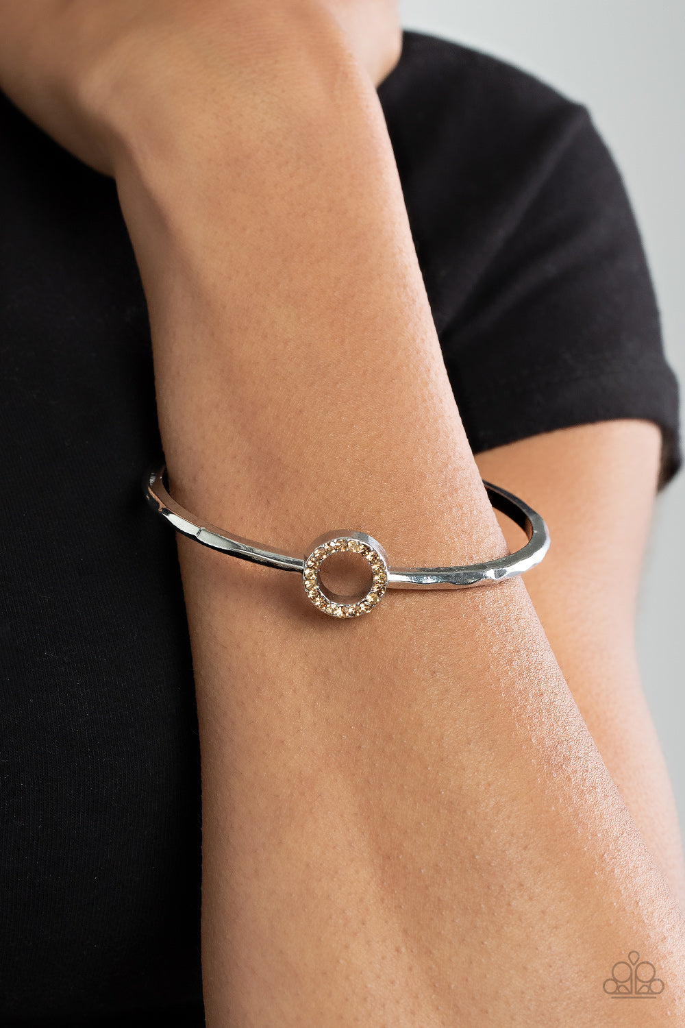 center-couture-brown-p9re-bnxx-164xx