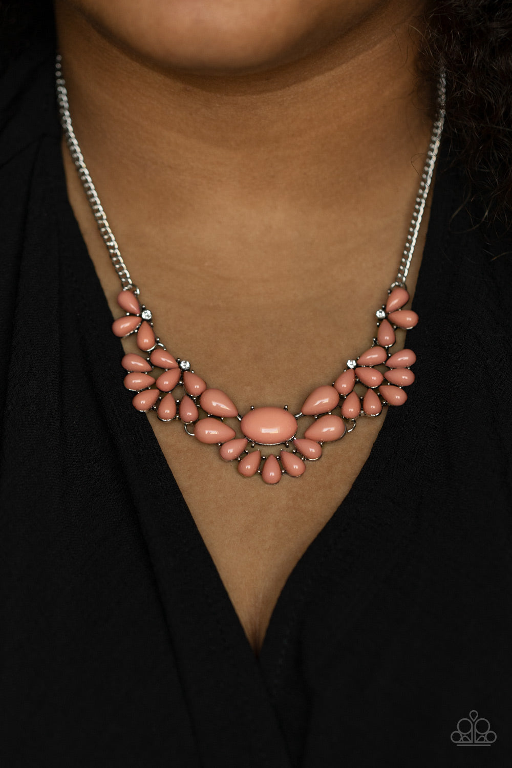 Paparazzi ♥ Secret GARDENISTA - Pink ♥  Necklace
