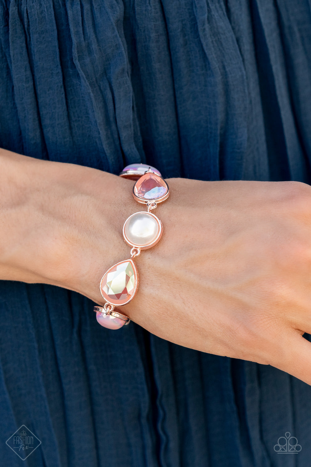 Paparazzi ♥ Nostalgically Nautical - Rose Gold ♥  Bracelet