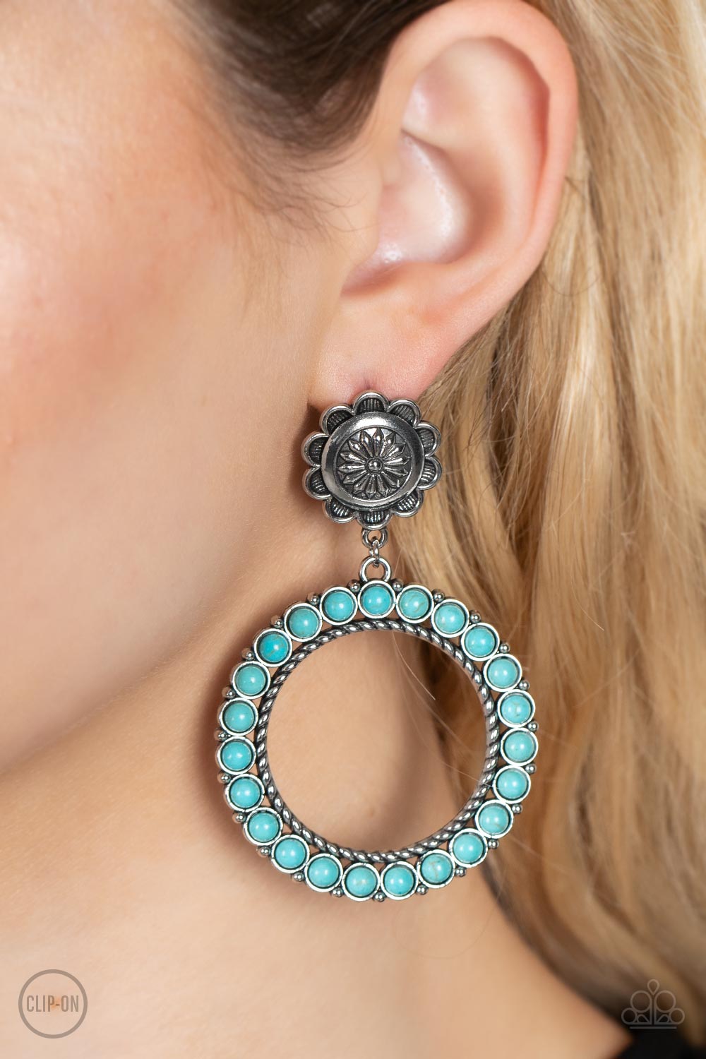 Paparazzi ♥ Playfully Prairie - Blue ♥  Clip-On