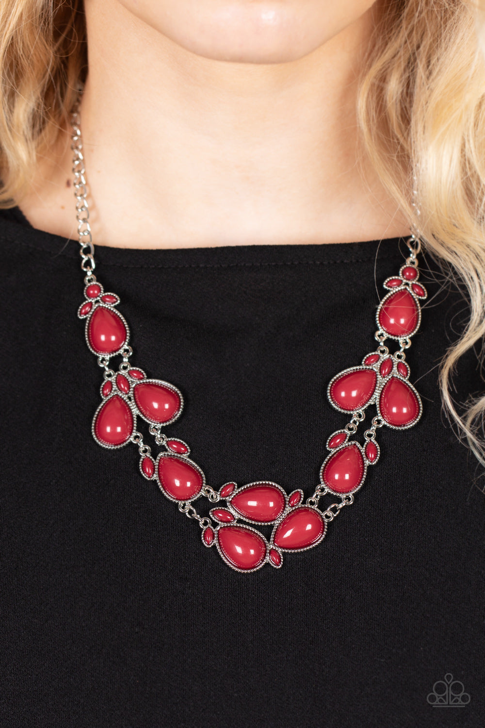 Paparazzi ♥ Botanical Banquet - Red ♥  Necklace