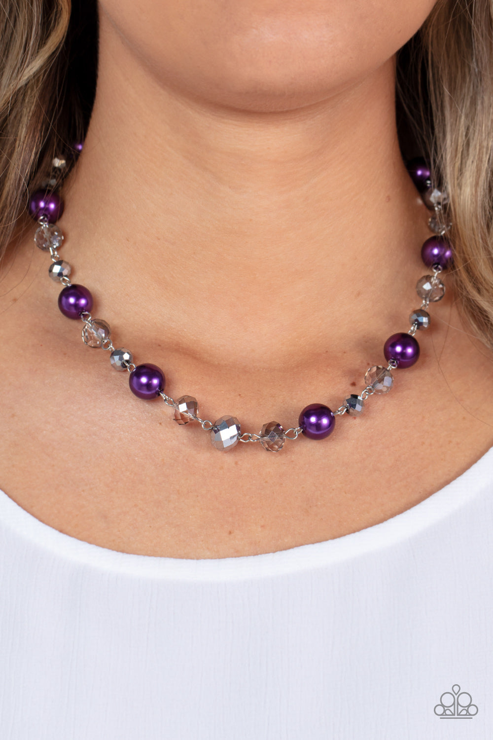 Paparazzi ♥ Decked Out Dazzle - Purple ♥  Necklace