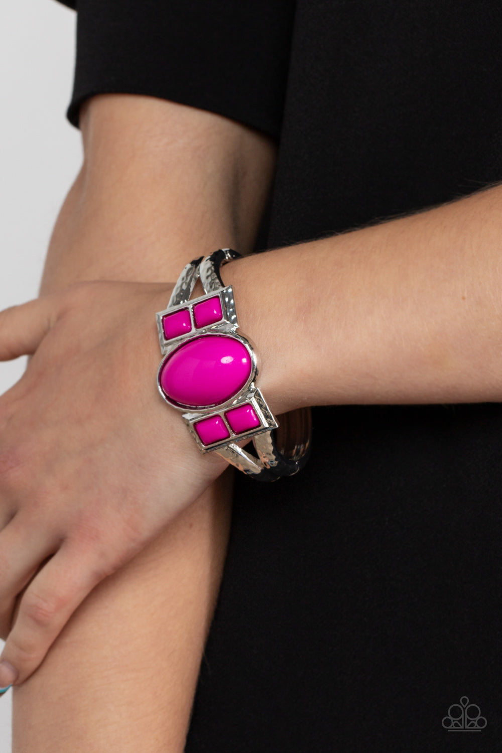 Paparazzi ♥ A Touch of Tiki - Pink ♥  Bracelet