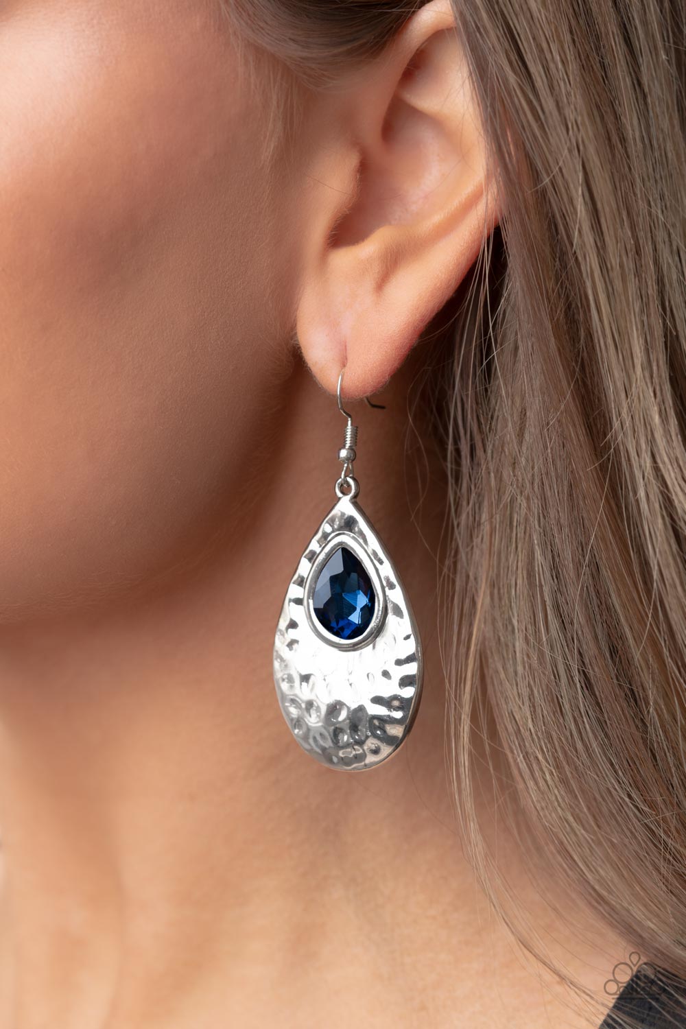Paparazzi ♥ Tranquil Trove - Blue ♥  Earrings