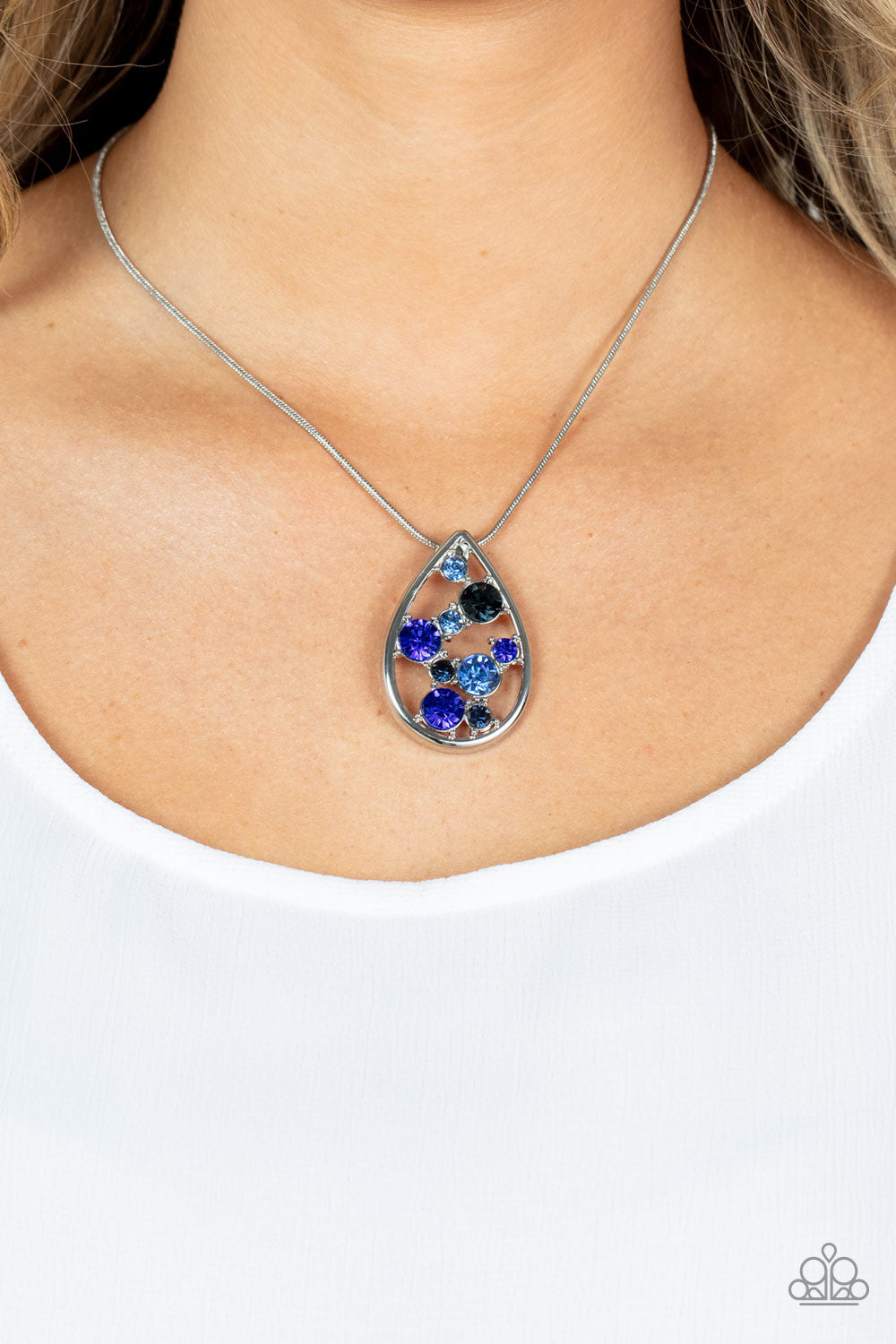 Paparazzi ♥ Seasonal Sophistication - Blue ♥  Necklace