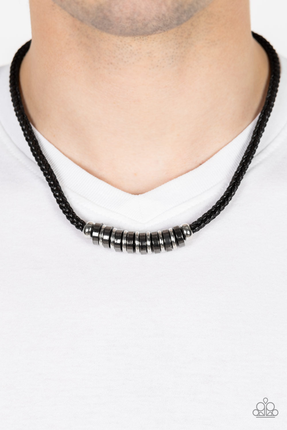 Paparazzi ♥ Primitive Prize - Black ♥  Necklace