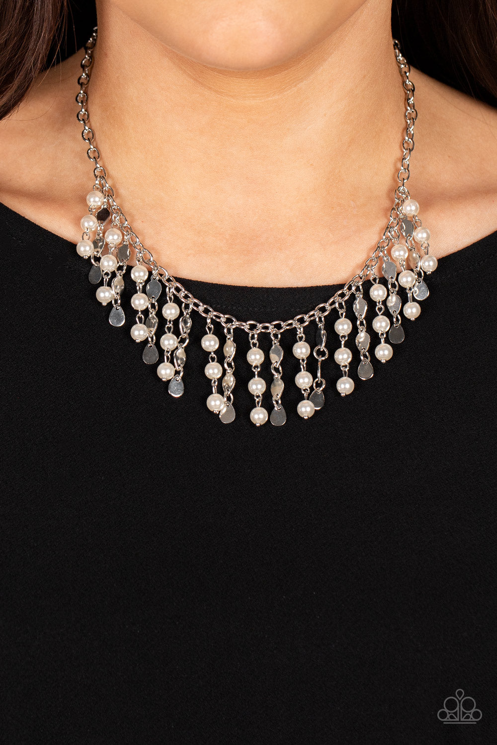 Paparazzi ♥ Wall Street Stylist - White ♥  Necklace