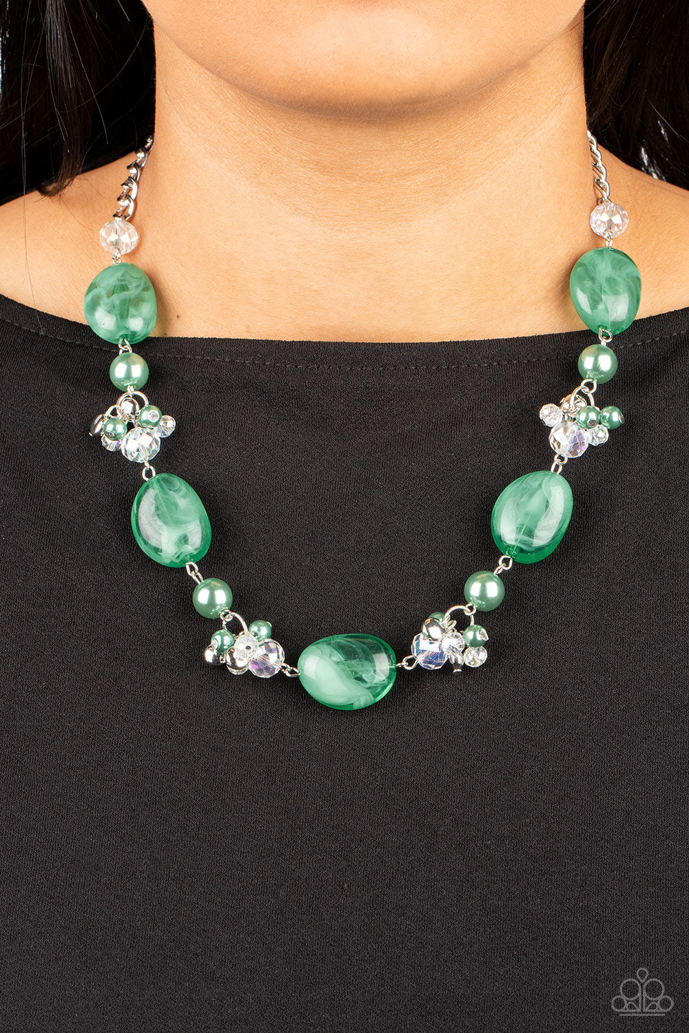 Paparazzi ♥ The Top TENACIOUS - Green ♥  Necklace