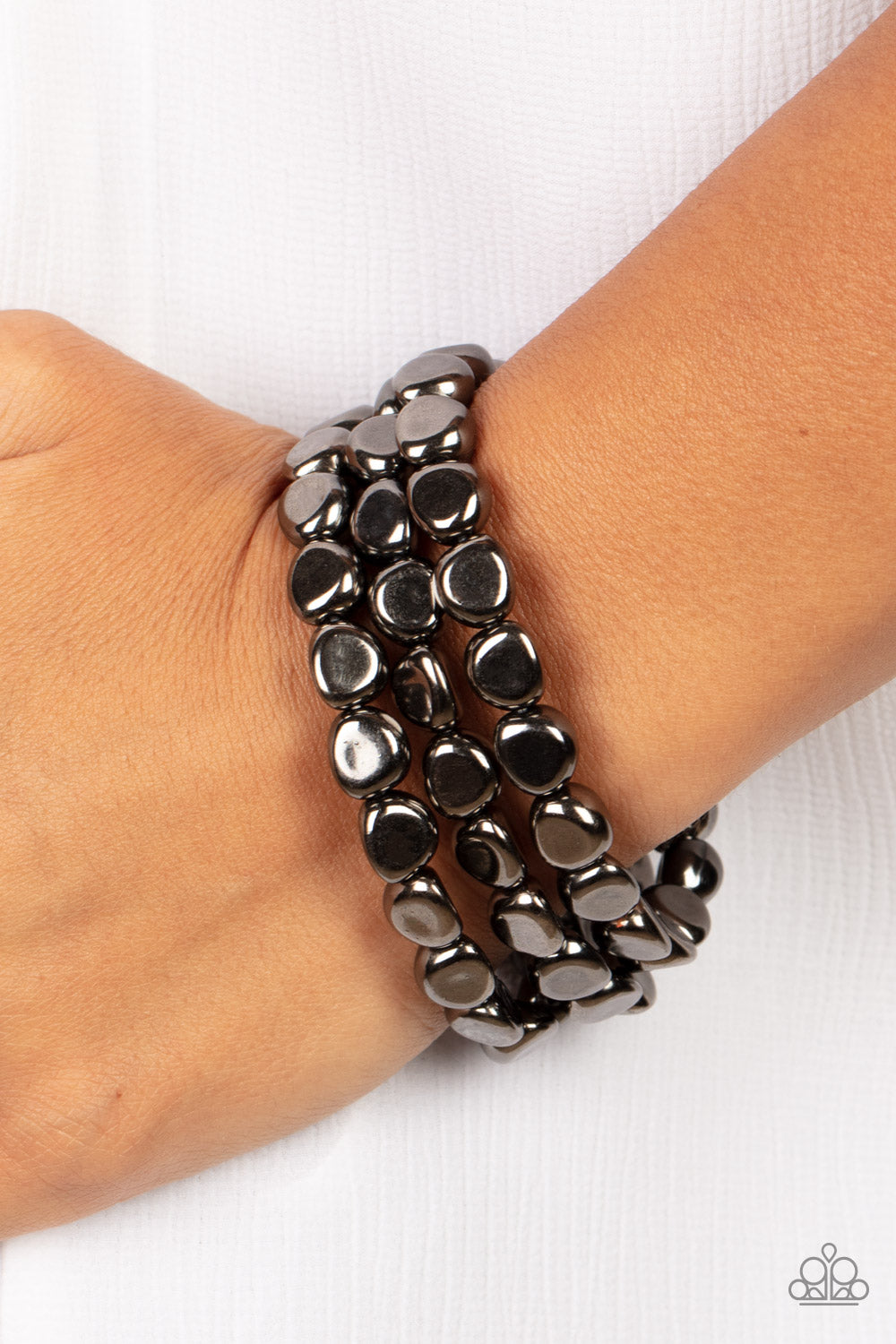 Paparazzi ♥ HAUTE Stone - Black ♥  Bracelet