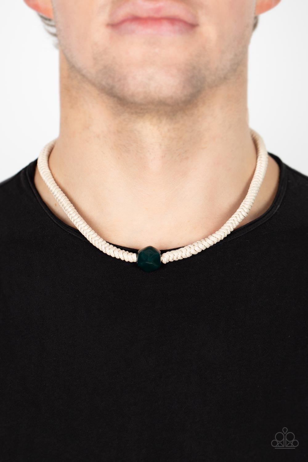 Paparazzi ♥ Metamorphic Marvel - Green ♥  Necklace