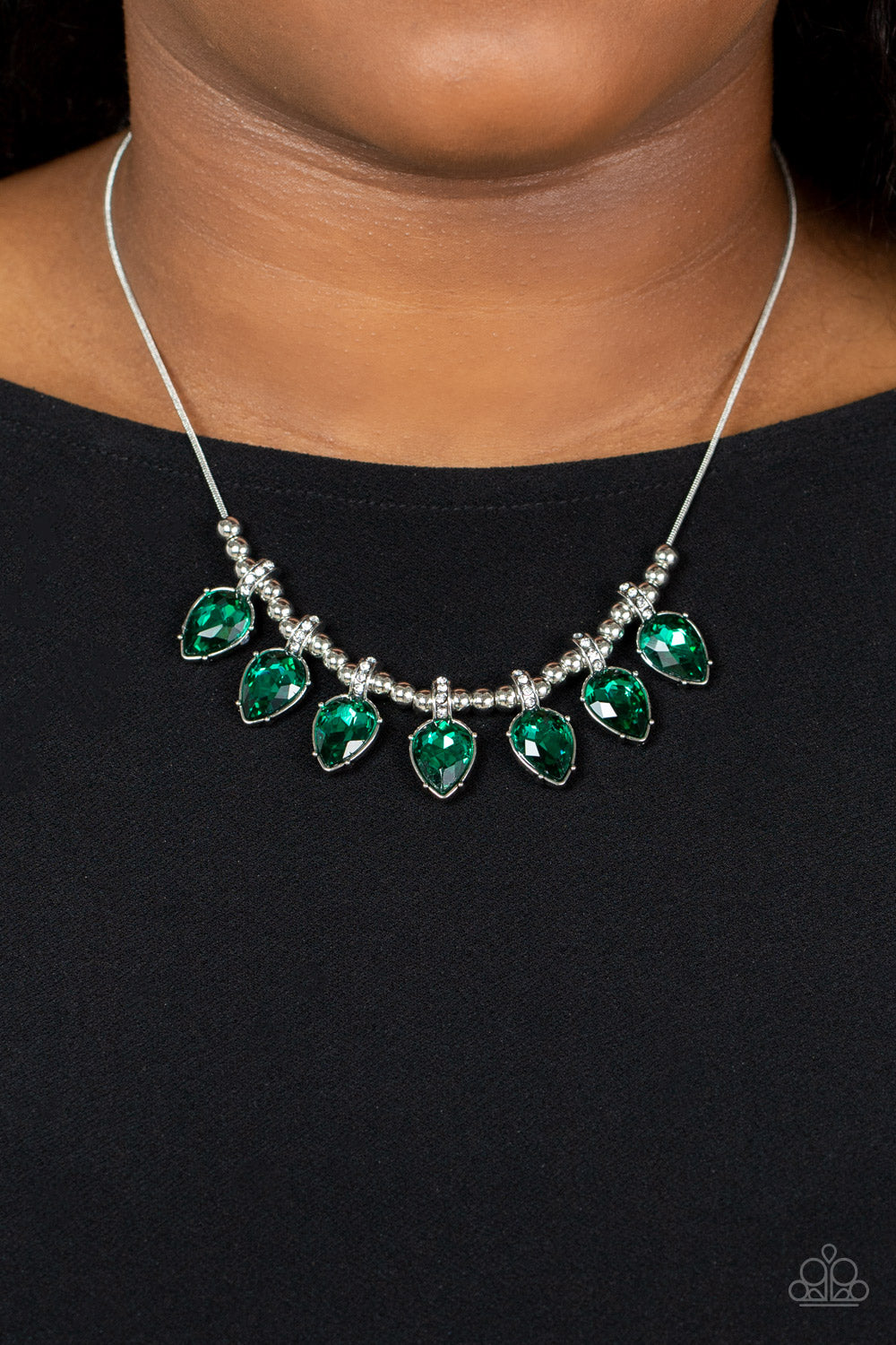 Paparazzi ♥ Crown Jewel Couture - Green ♥  Necklace