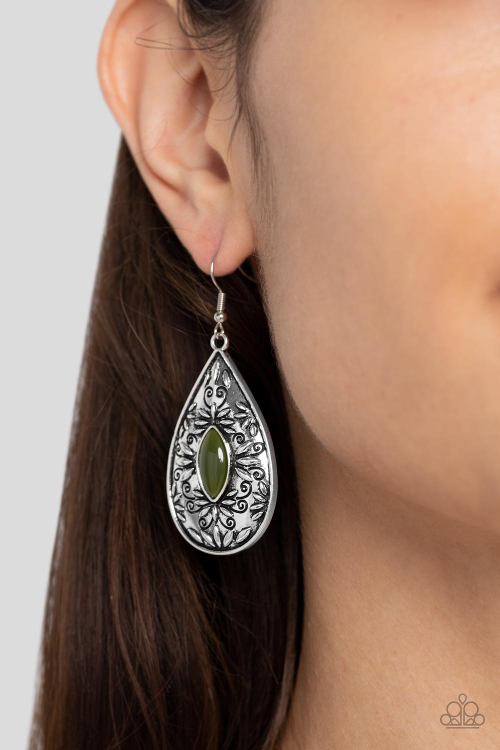 two-perennials-in-a-pod-green-p5wh-grxx-256xx