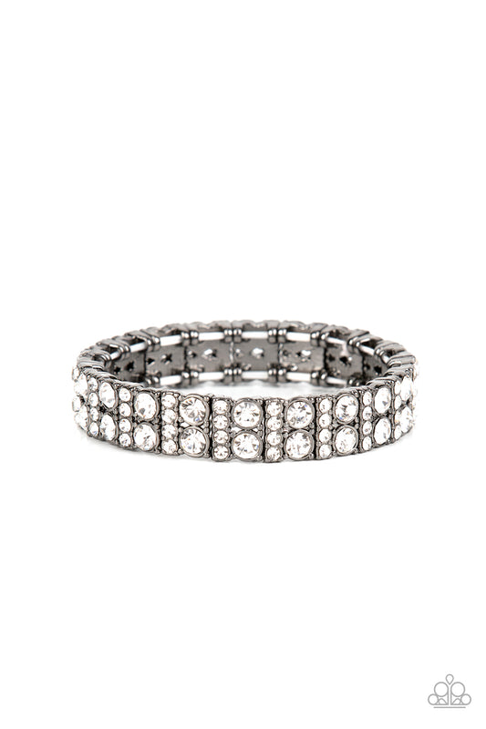 mic-dropping-drama-black-p9re-bkxx-342xx