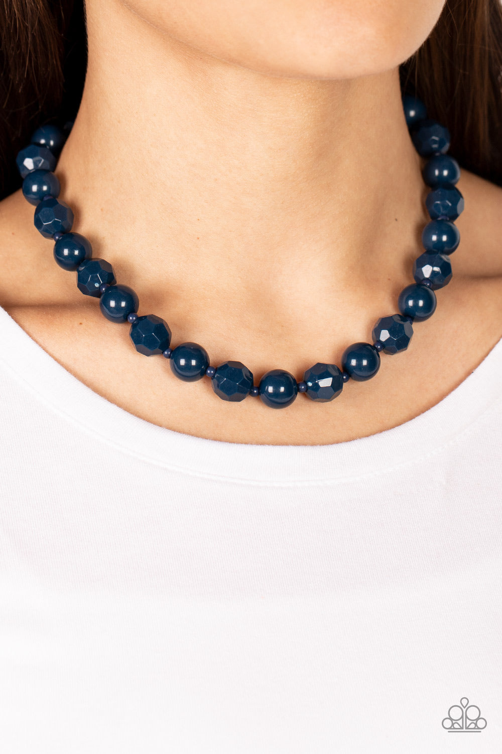 Paparazzi ♥ Popping Promenade - Blue ♥  Necklace