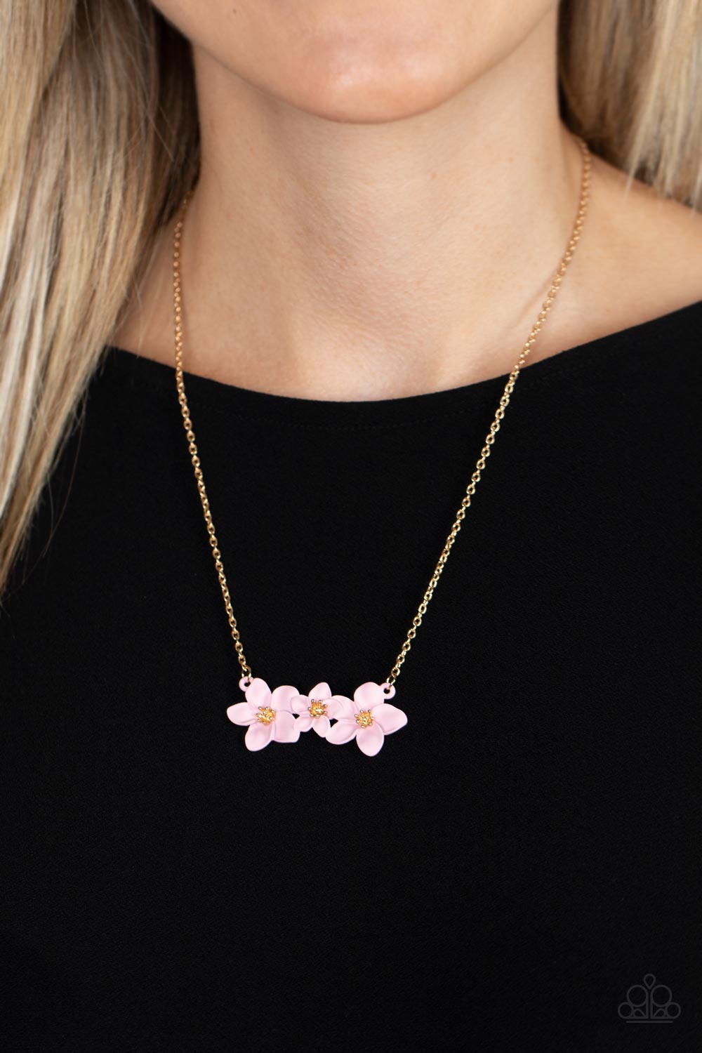 Paparazzi ♥ Petunia Picnic - Pink ♥  Necklace