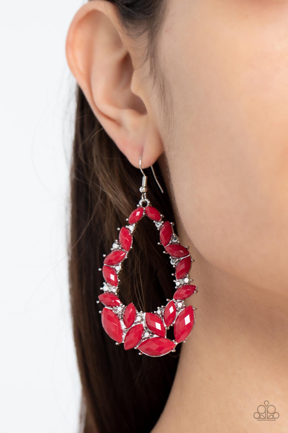 Paparazzi ♥ Tenacious Treasure - Red ♥  Earrings