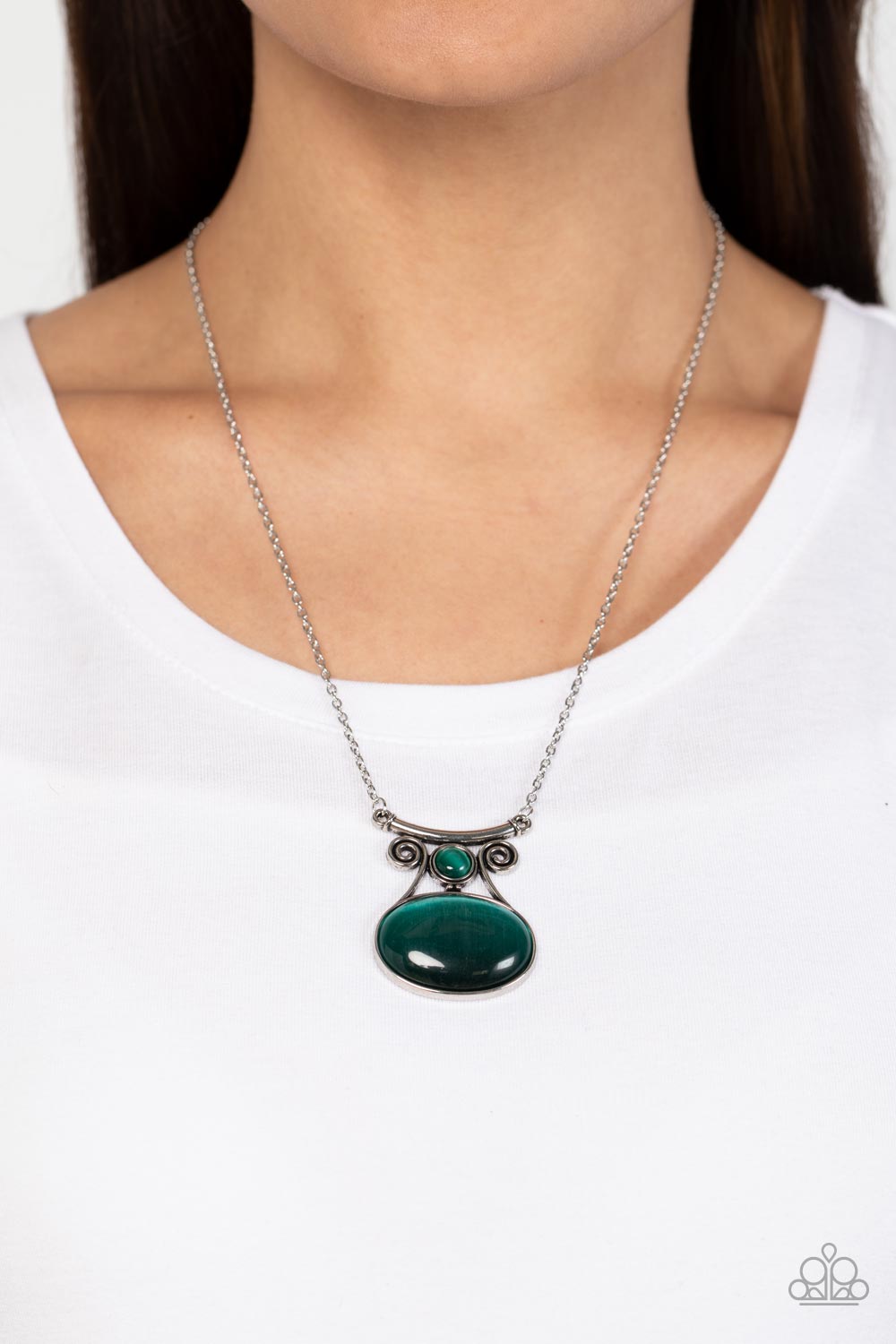 Paparazzi ♥ One DAYDREAM At A Time - Green ♥  Necklace