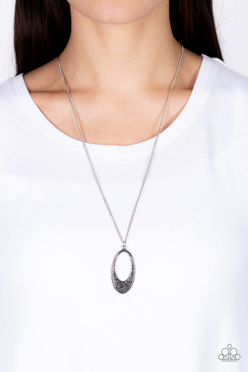 Paparazzi ♥ Dip Into Dazzle - Silver ♥  Necklace