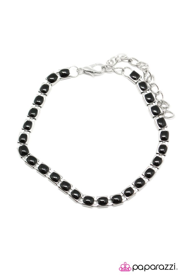 Paparazzi ♥ Sweet Sangria - Black ♥ Bracelet
