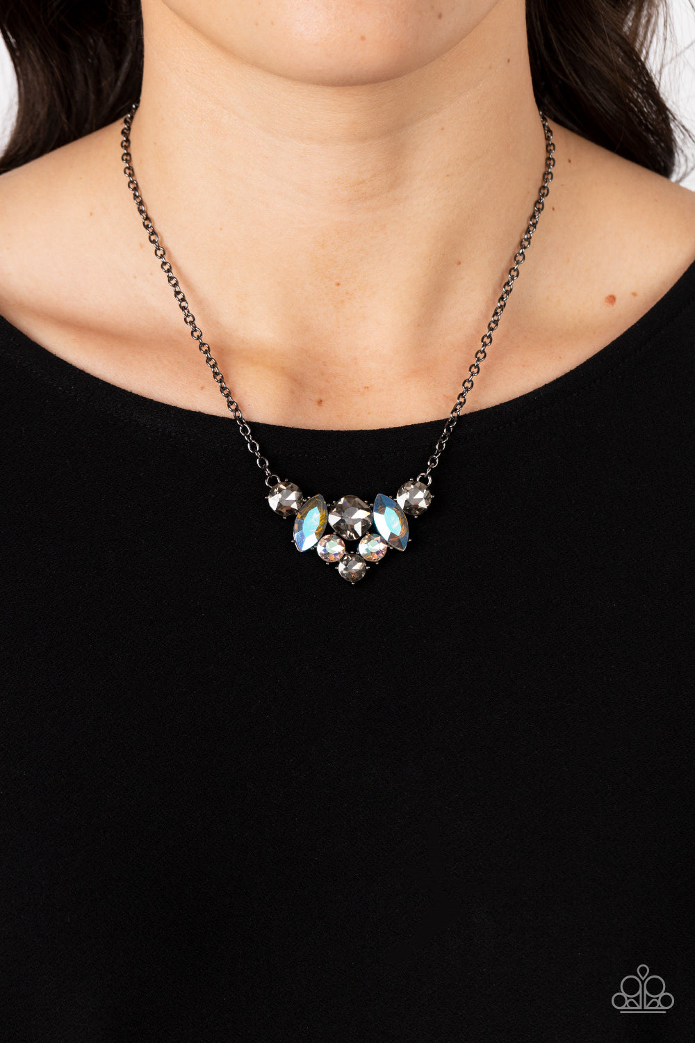 Paparazzi ♥ Lavishly Loaded - Black ♥  Necklace