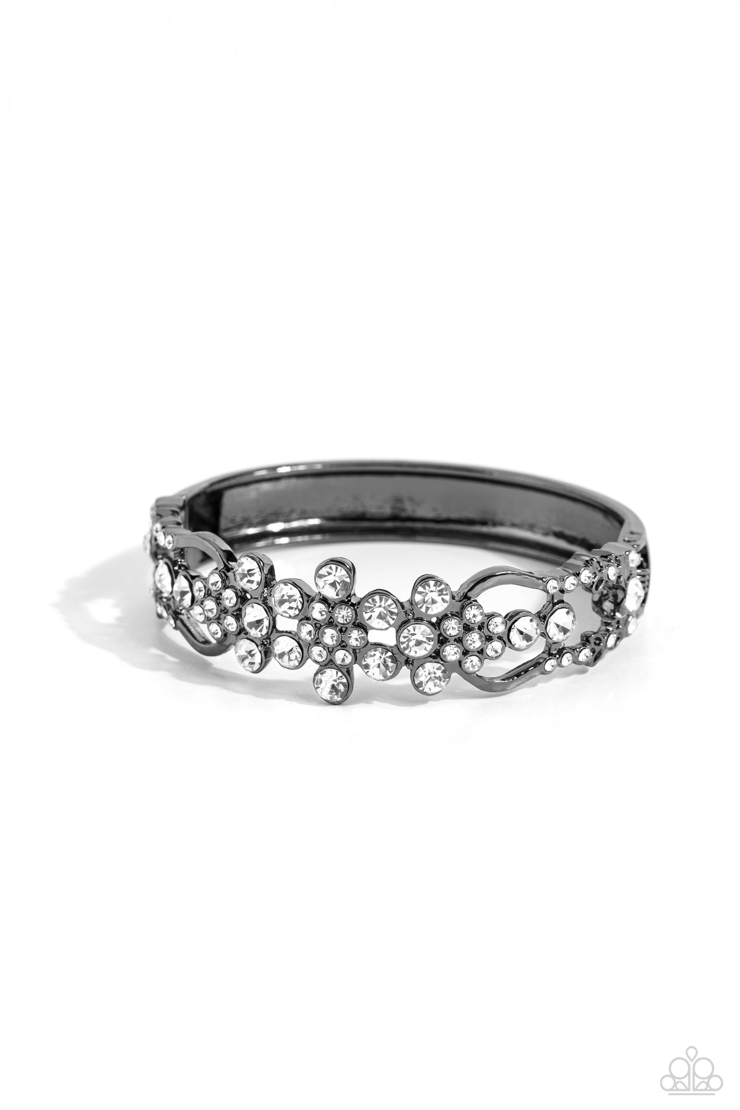 cheers-to-the-future-mrs-black-p9re-bkxx-352xx